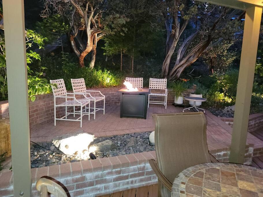 Casa De Los Arboles! Delight & Solitude Abound! Pine Cove Exterior foto